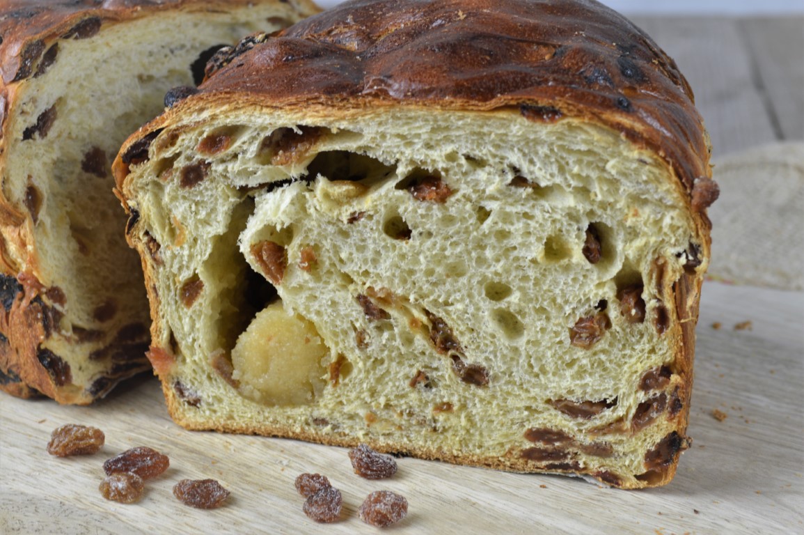 Rozijnen Brood met Spijs