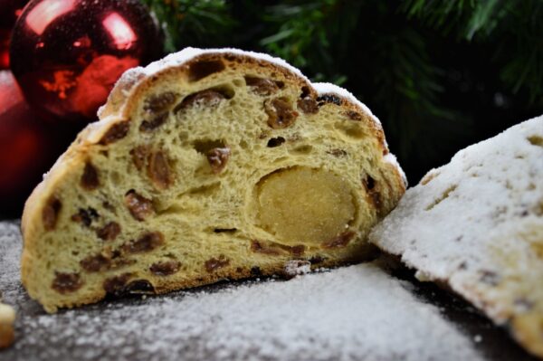 Kerststol met spijs, middel 700 gram - Afbeelding 2